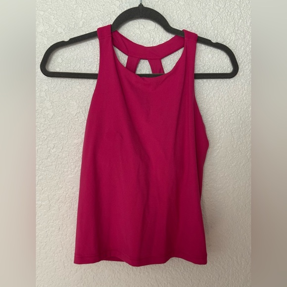 Athleta Tops - Athleta Limitless Keyhole Tank in a fuchsia size M